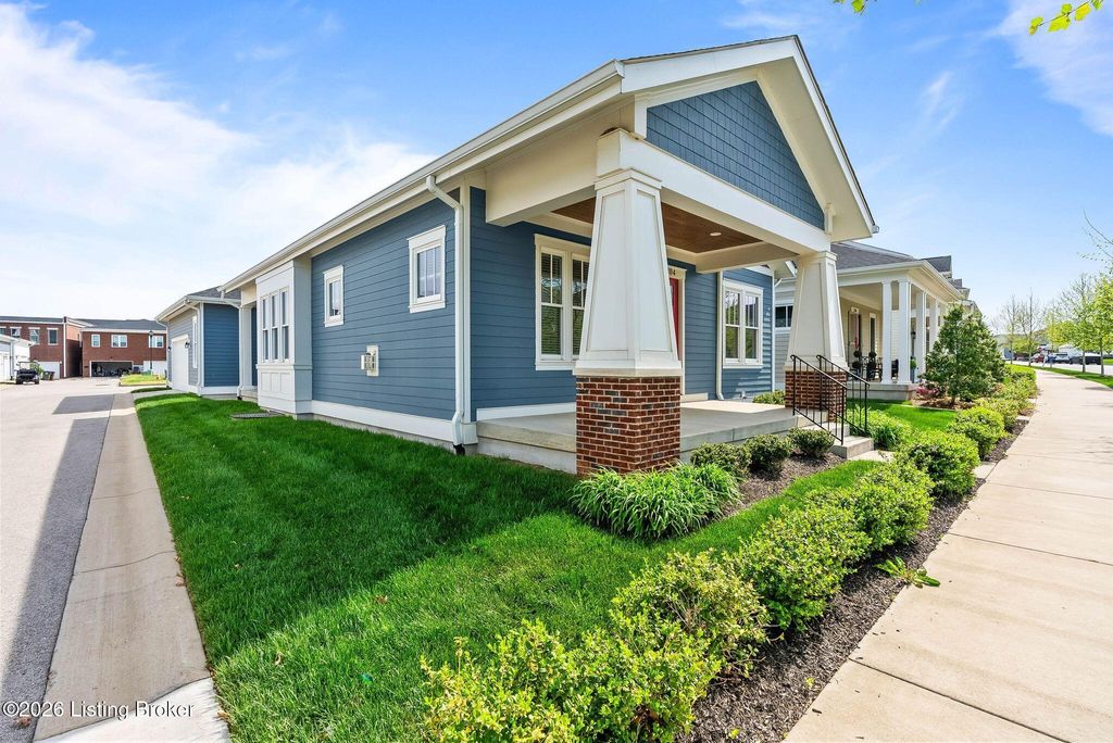 Photo of 6204 Moonseed St, Prospect, KY 40059 (MLS # 1715793)