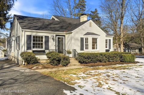 Photo of 11707 Little Ln, Anchorage, KY 40223 (MLS # 1709025)