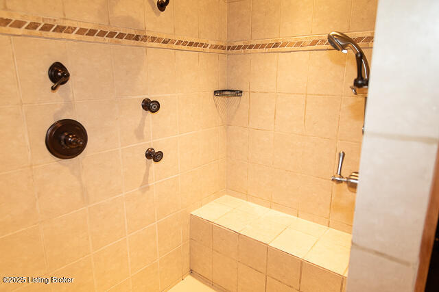 1200 E 400 N Ave, Madison, Pennsylvania image 32