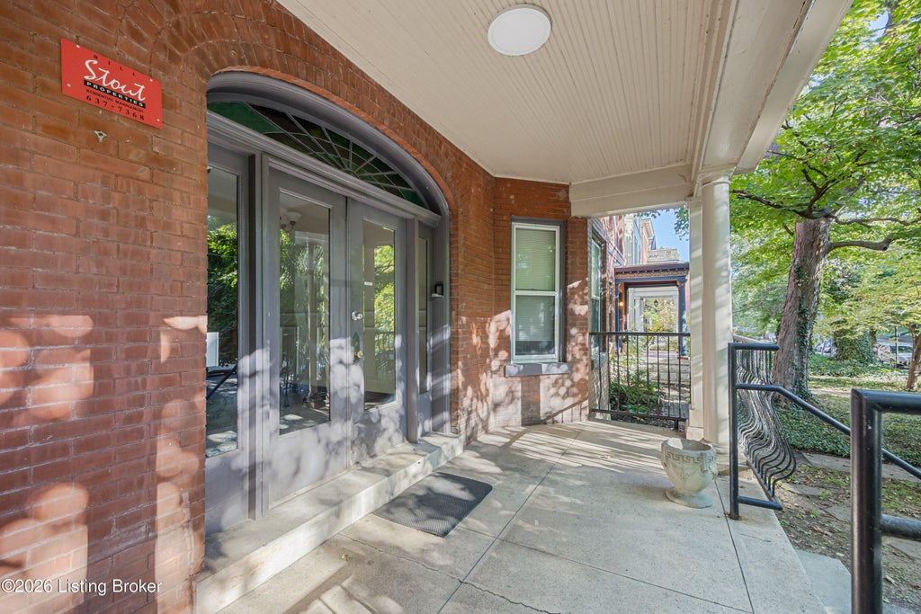 Photo of 1456 S 4th St, Louisville, KY 40208 (MLS # 1729321)