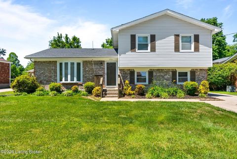 Photo of 3716 Longview Rd, Louisville, KY 40299 (MLS # 1717386)