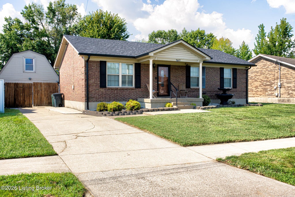 Photo of 207 Wild Way, Louisville, KY 40229 (MLS # 1732767)