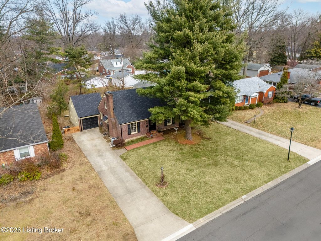 Photo of 4313 Lincoln Rd, Louisville, KY 40220 (MLS # 1708750)
