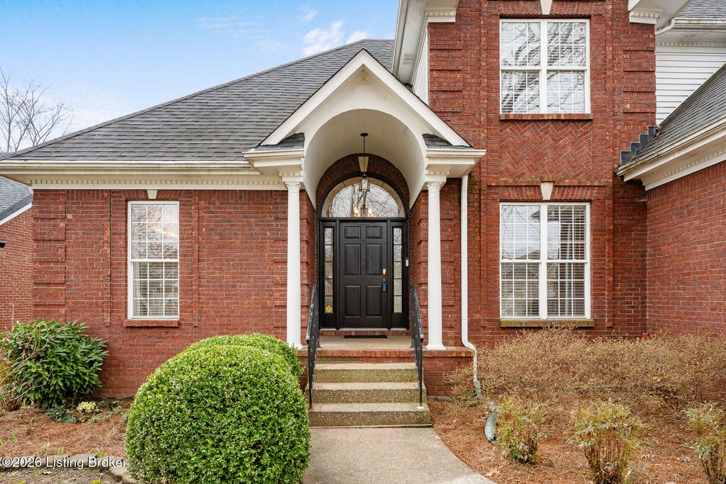 Photo of 3125 Indian Lake Dr, Louisville, KY 40241 (MLS # 1711224)