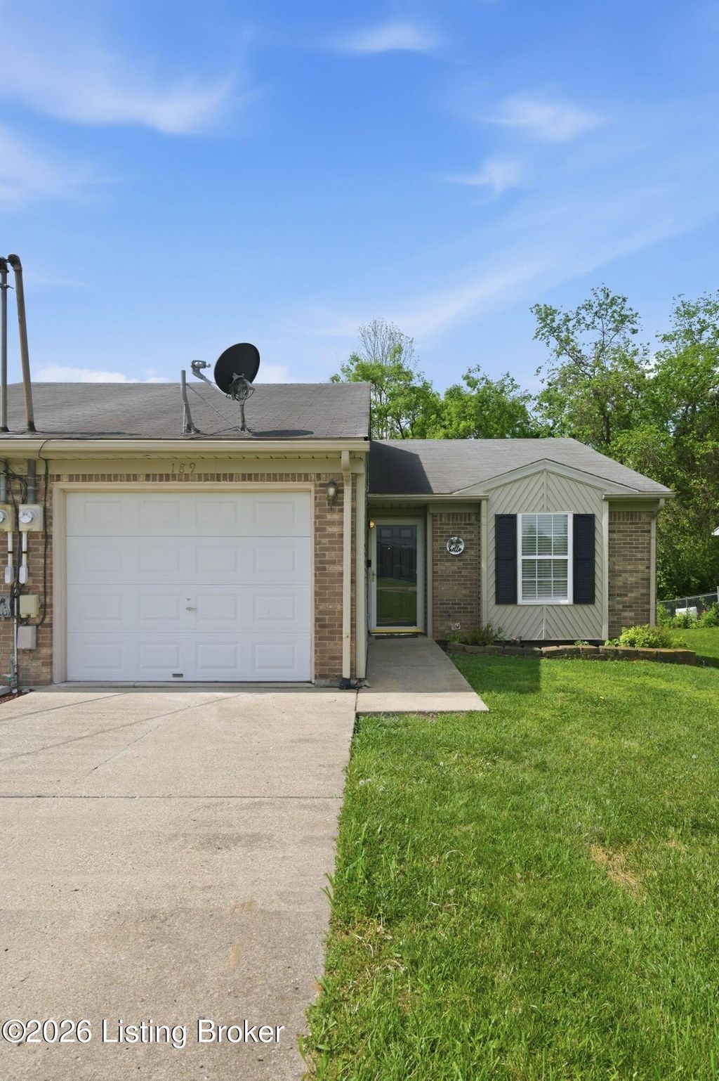 Photo of 189 Boxwood Run, Mt Washington, KY 40047 (MLS # 1716574)