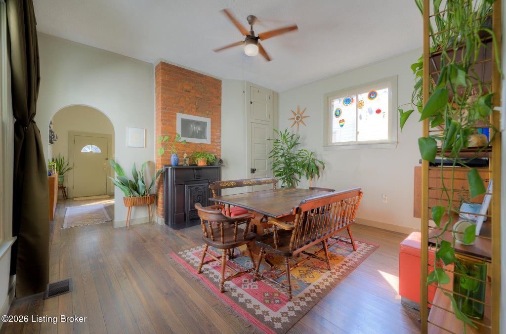 Photo of 1140 Reutlinger Ave, Louisville, KY 40204 (MLS # 1728349)