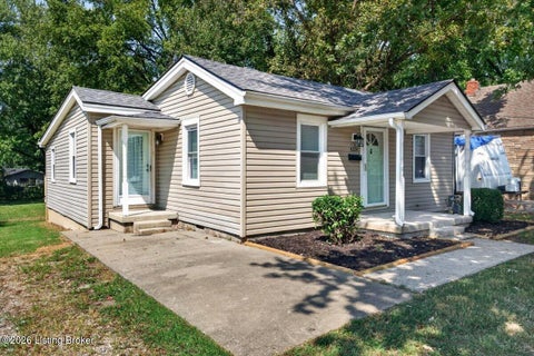 Tiny photo for 4224 Orchard Way, Louisville, KY 40216 (MLS # 1729714)