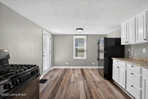 Tiny photo for 4224 Orchard Way, Louisville, KY 40216 (MLS # 1729714)