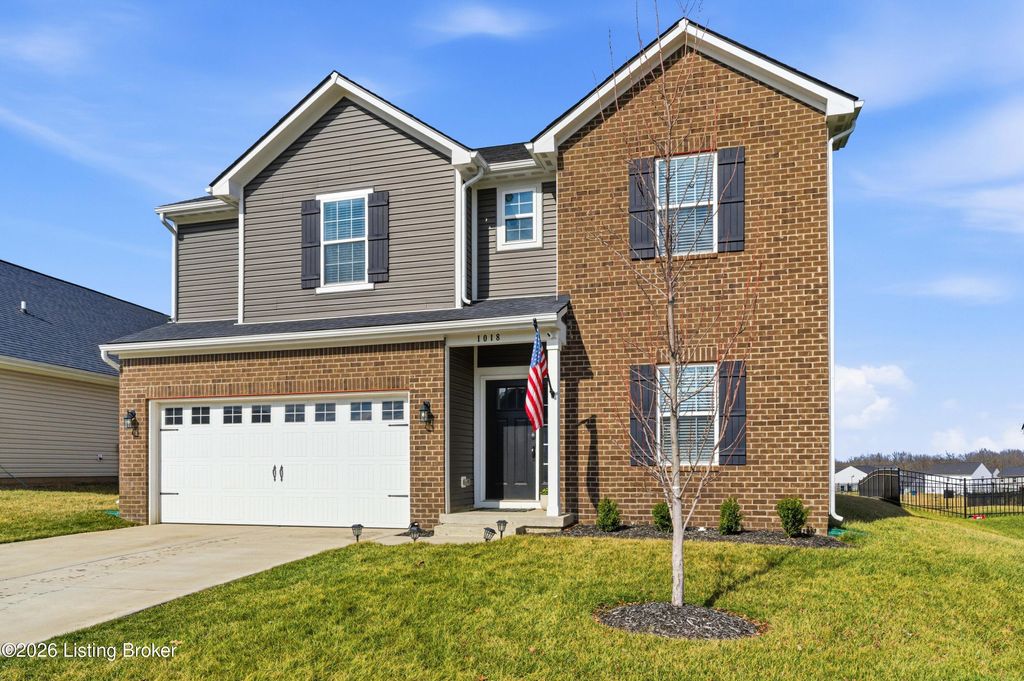 Photo of 1018 Stratton Way, Shelbyville, KY 40065 (MLS # 1713217)