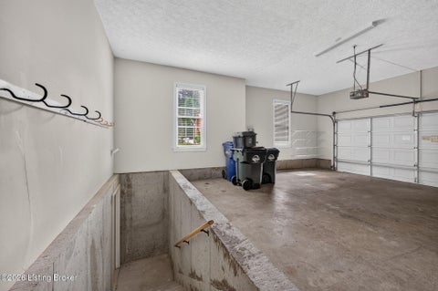 Tiny photo for 6931 Windham Pkwy, Prospect, KY 40059 (MLS # 1730970)
