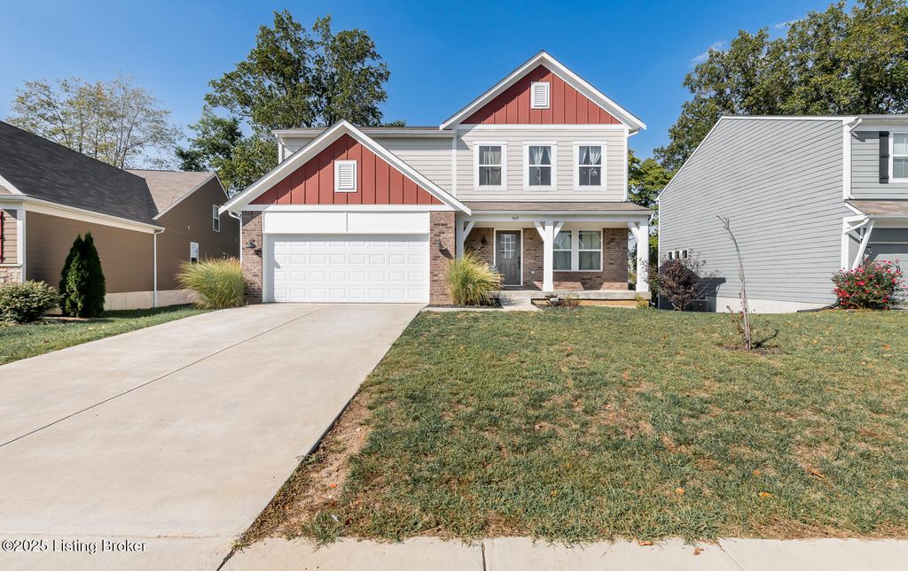 Photo of 569 Williamsburg Dr, Mt Washington, KY 40047 (MLS # 1712057)