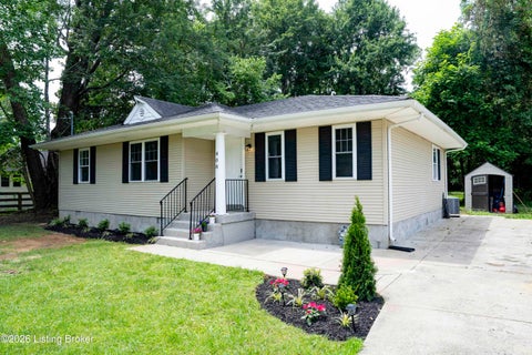 Homes For Sale - 408 Evergreen Rd<br/> Jefferson County, Louisville, KY 40223