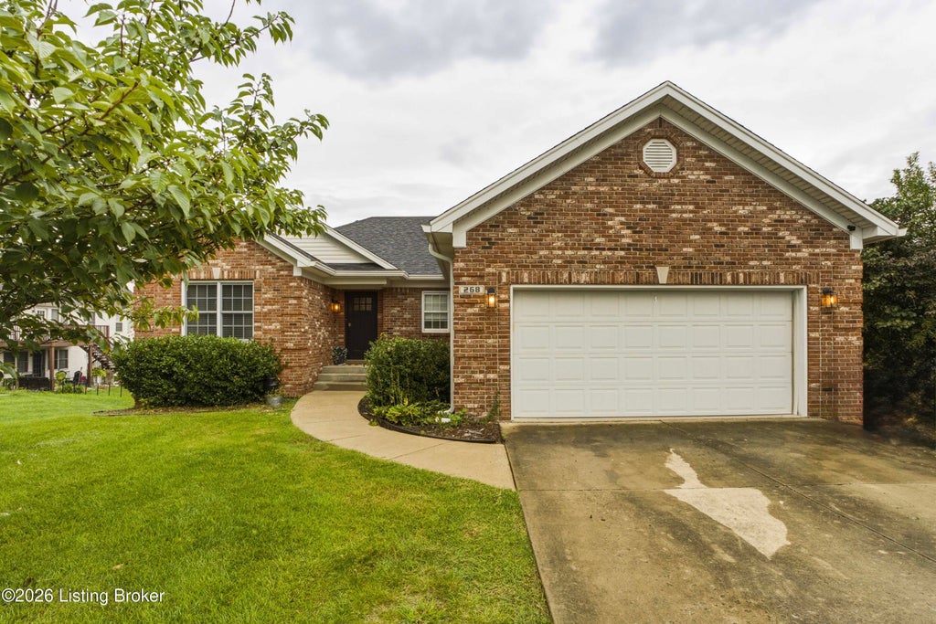 Photo of 268 Lang Run Ct, Simpsonville, KY 40067 (MLS # 1732190)