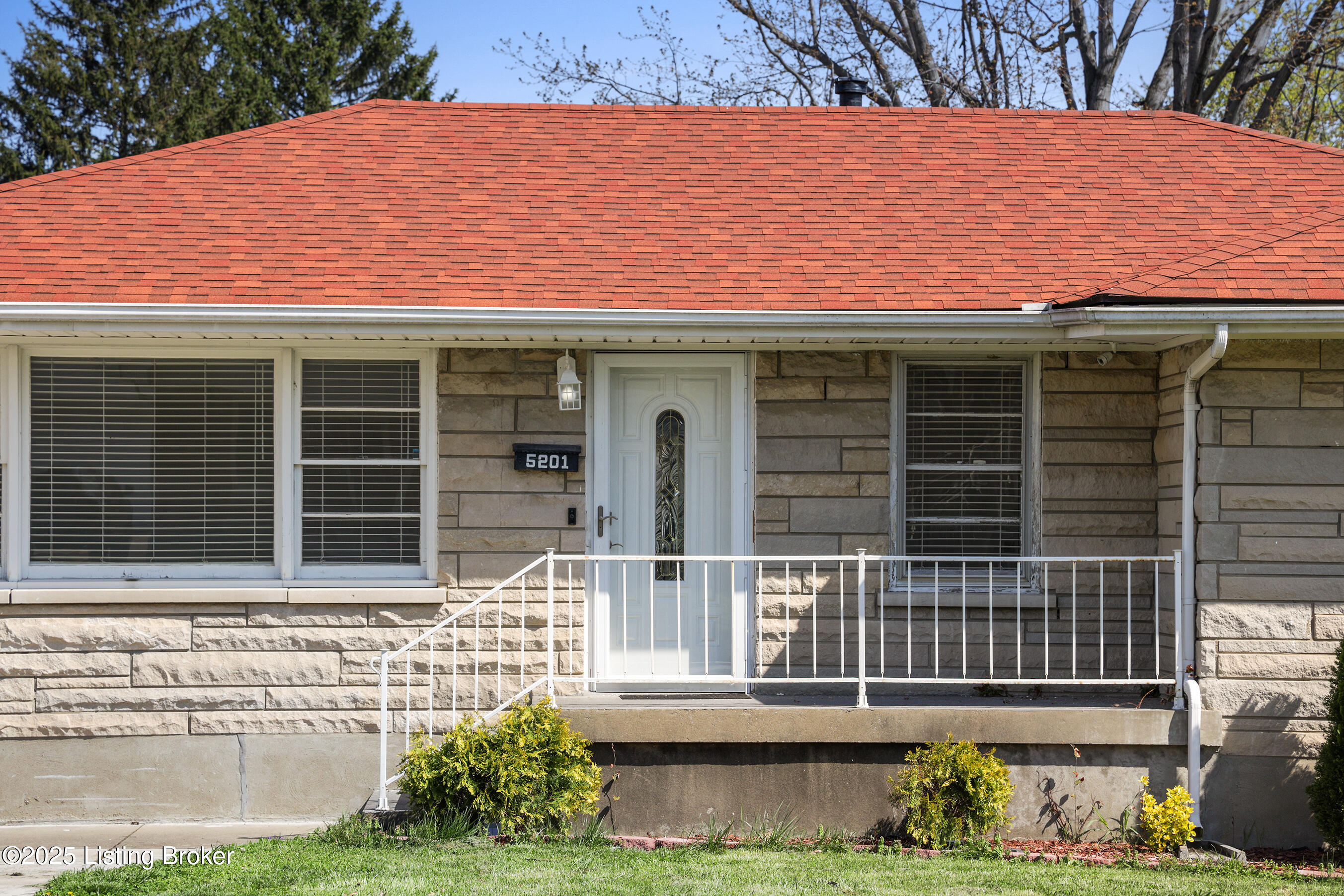 5201 Ronwood Dr, Louisville, Kentucky image 6