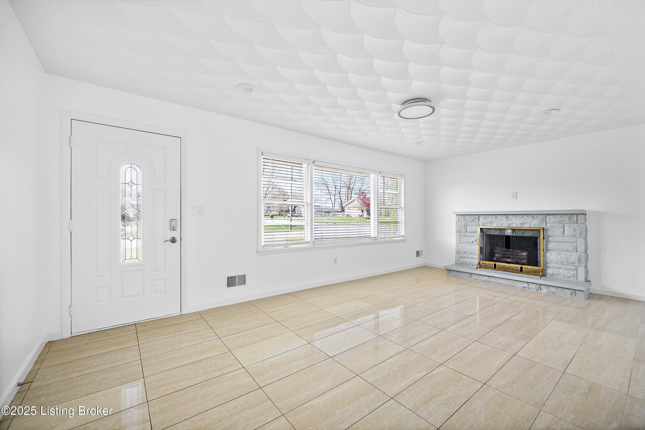 5201 Ronwood Dr, Louisville, Kentucky image 7