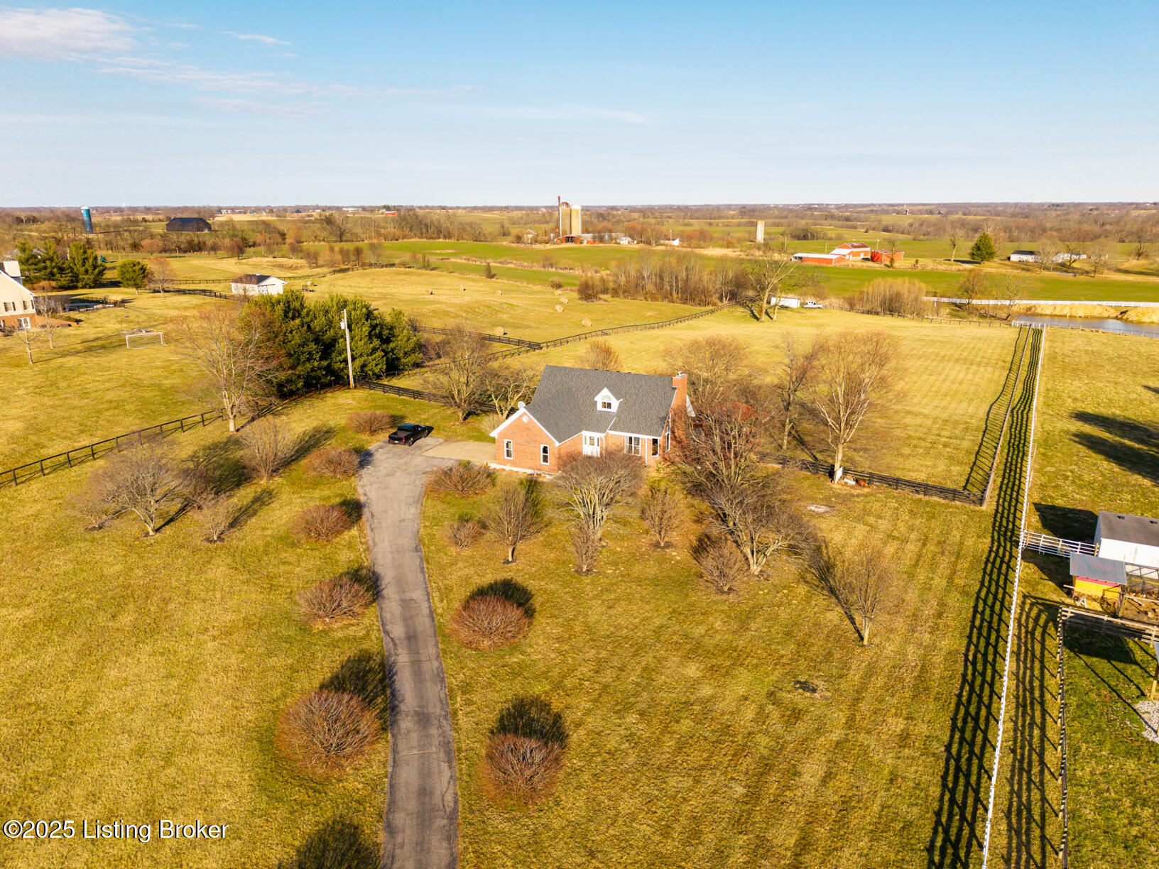 1050 Hebron Rd. Rd, Shelbyville, Kentucky image 7