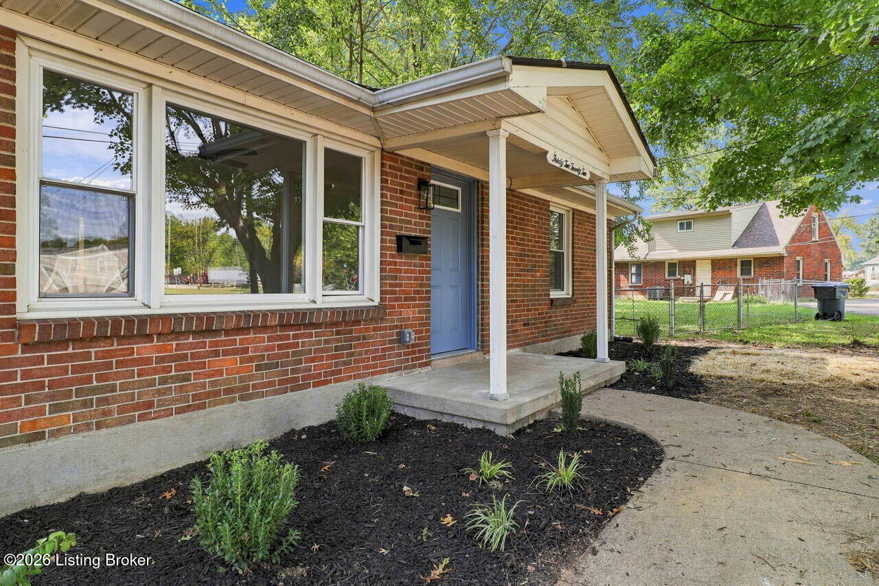 3222 Donald Dr