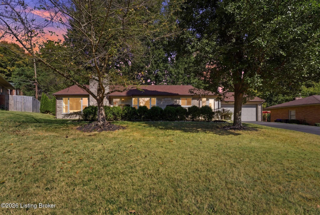 Photo of 5340 Southdale Rd, Louisville, KY 40214 (MLS # 1731365)
