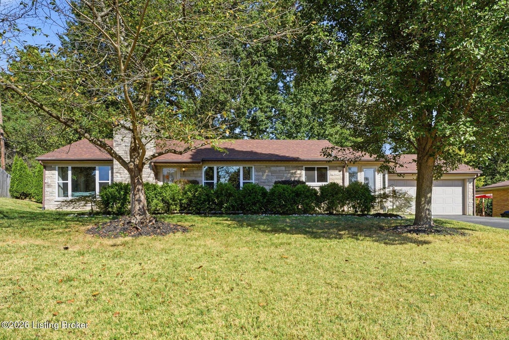 Photo of 5340 Southdale Rd, Louisville, KY 40214 (MLS # 1731365)