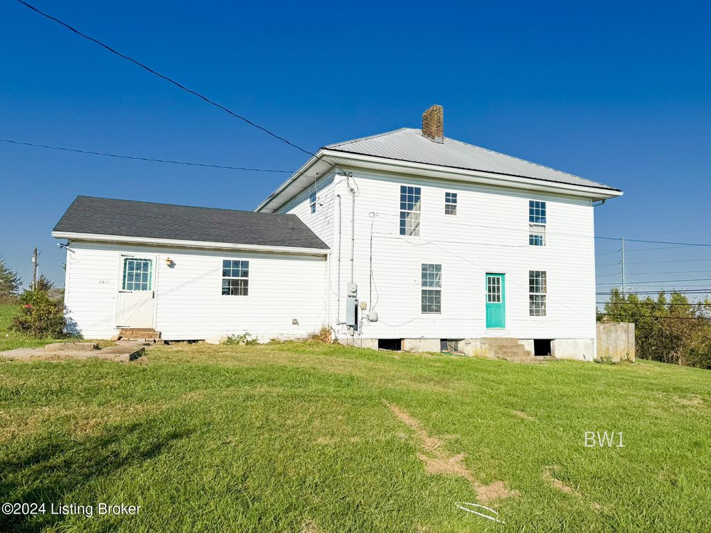 Photo of 4200 Frankfort Rd, Shelbyville, KY 40065 (MLS # 1709571)