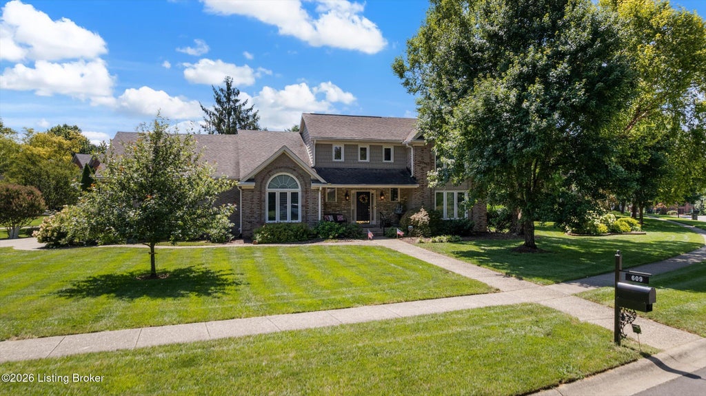 Photo of 609 Berwyn Dr, Louisville, KY 40223 (MLS # 1724417)