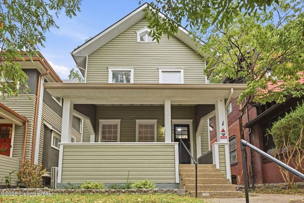 Photo of 205 E Oak St, Louisville, KY 40203 (MLS # 1730022)