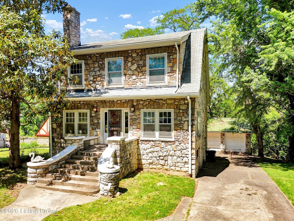 Photo of 134 Northwestern Pkwy, Louisville, KY 40212 (MLS # 1717872)