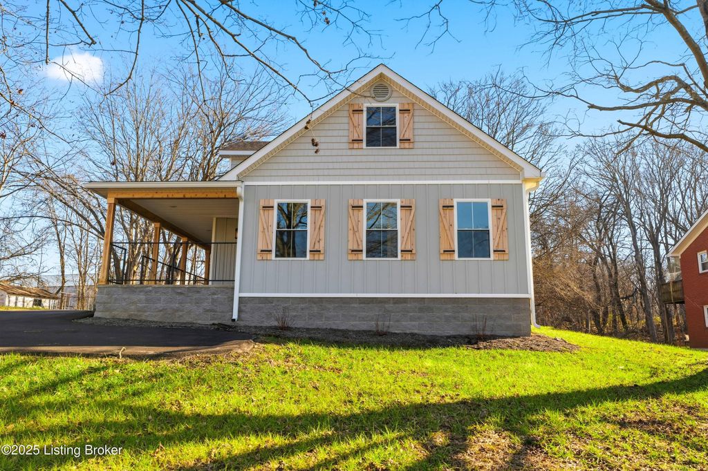Photo of 829 Old State Rd, Brandenburg, KY 40108 (MLS # 1705090)