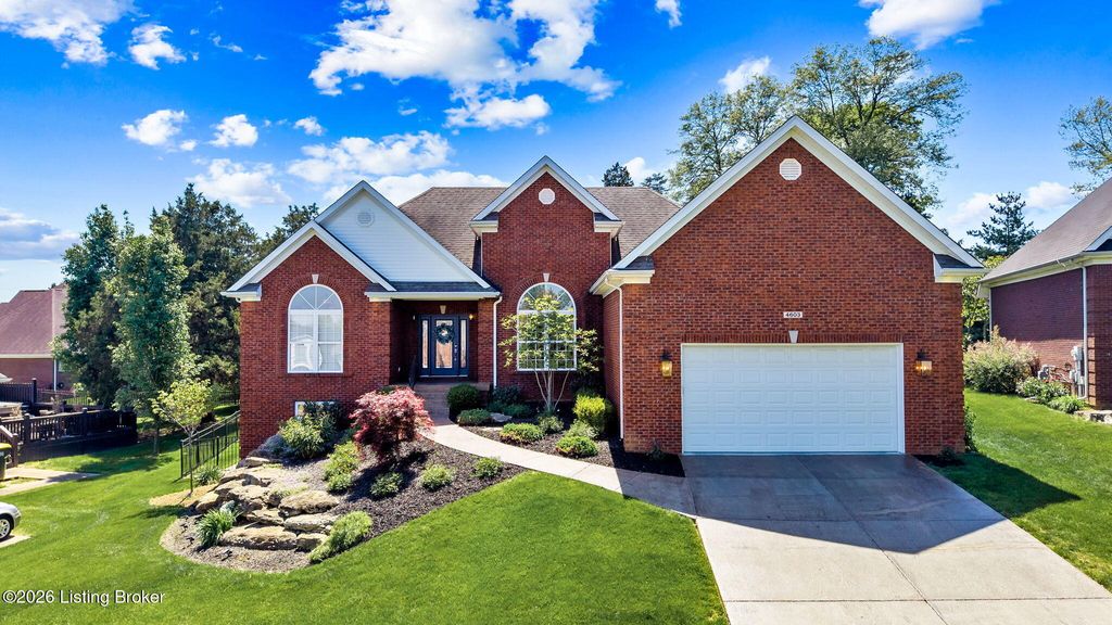 Photo of 4603 Stone Lakes Dr, Louisville, KY 40299 (MLS # 1715582)