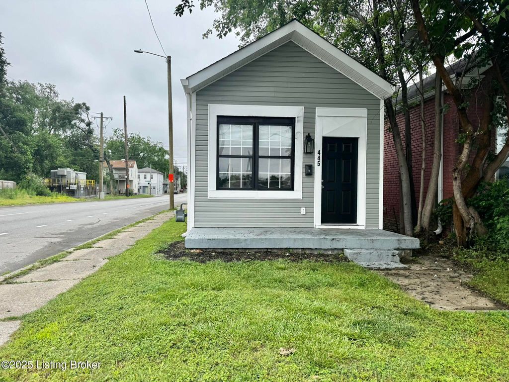 Photo of 445 Marret Ave, Louisville, KY 40208 (MLS # 1704428)