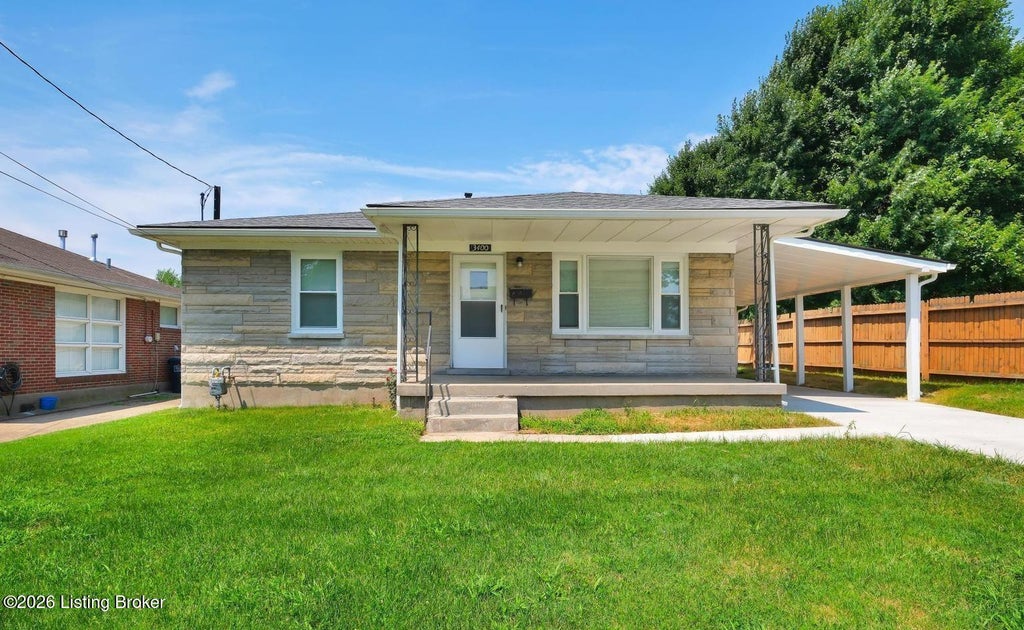 Photo of 3400 Kelland Way, Louisville, KY 40216 (MLS # 1732167)
