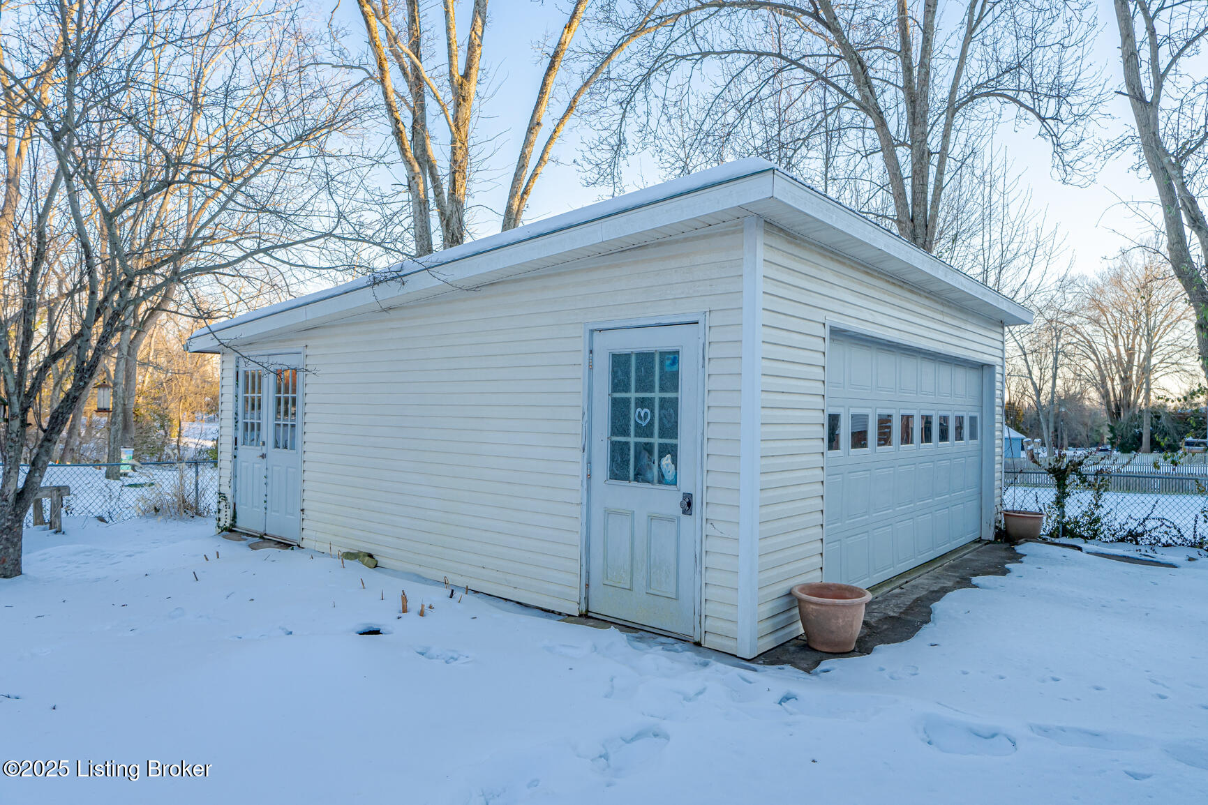 519 Magnolia Ave, Shelbyville, Kentucky image 6