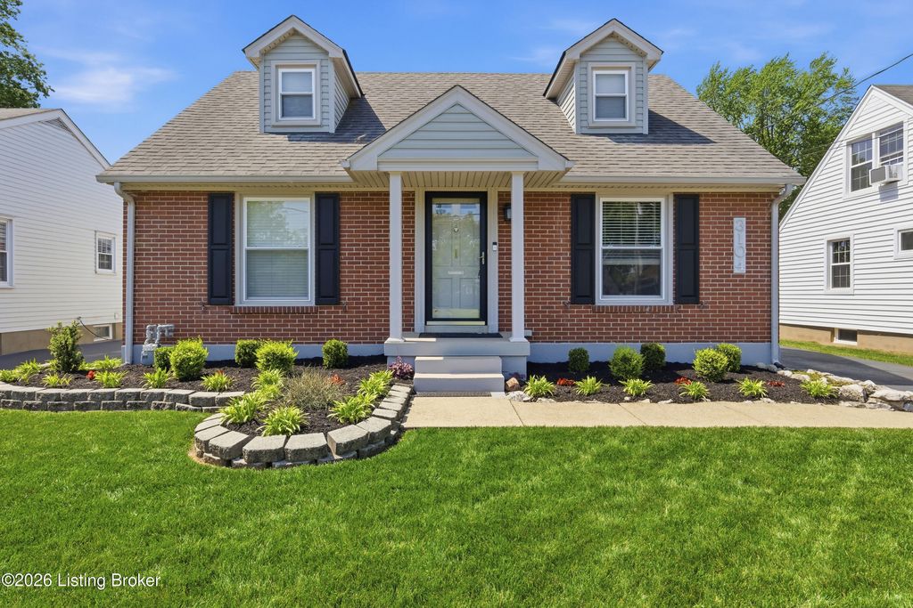 Photo of 3104 Horton Ave, Louisville, KY 40220 (MLS # 1715666)