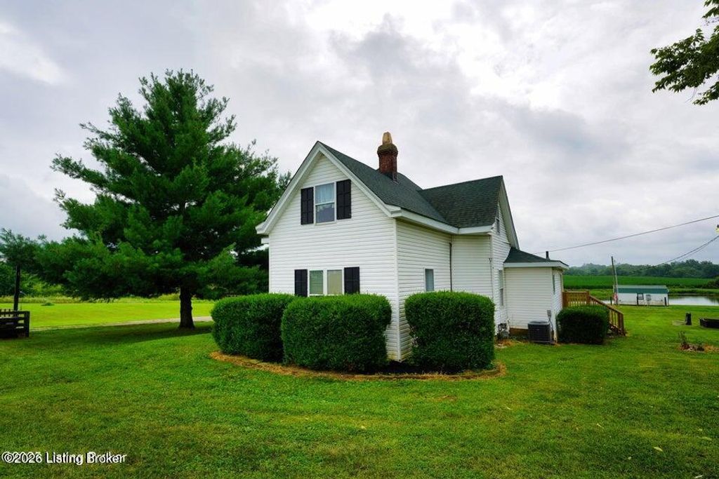Photo of 4891 Castle Hwy, Pleasureville, KY 40057 (MLS # 1708179)