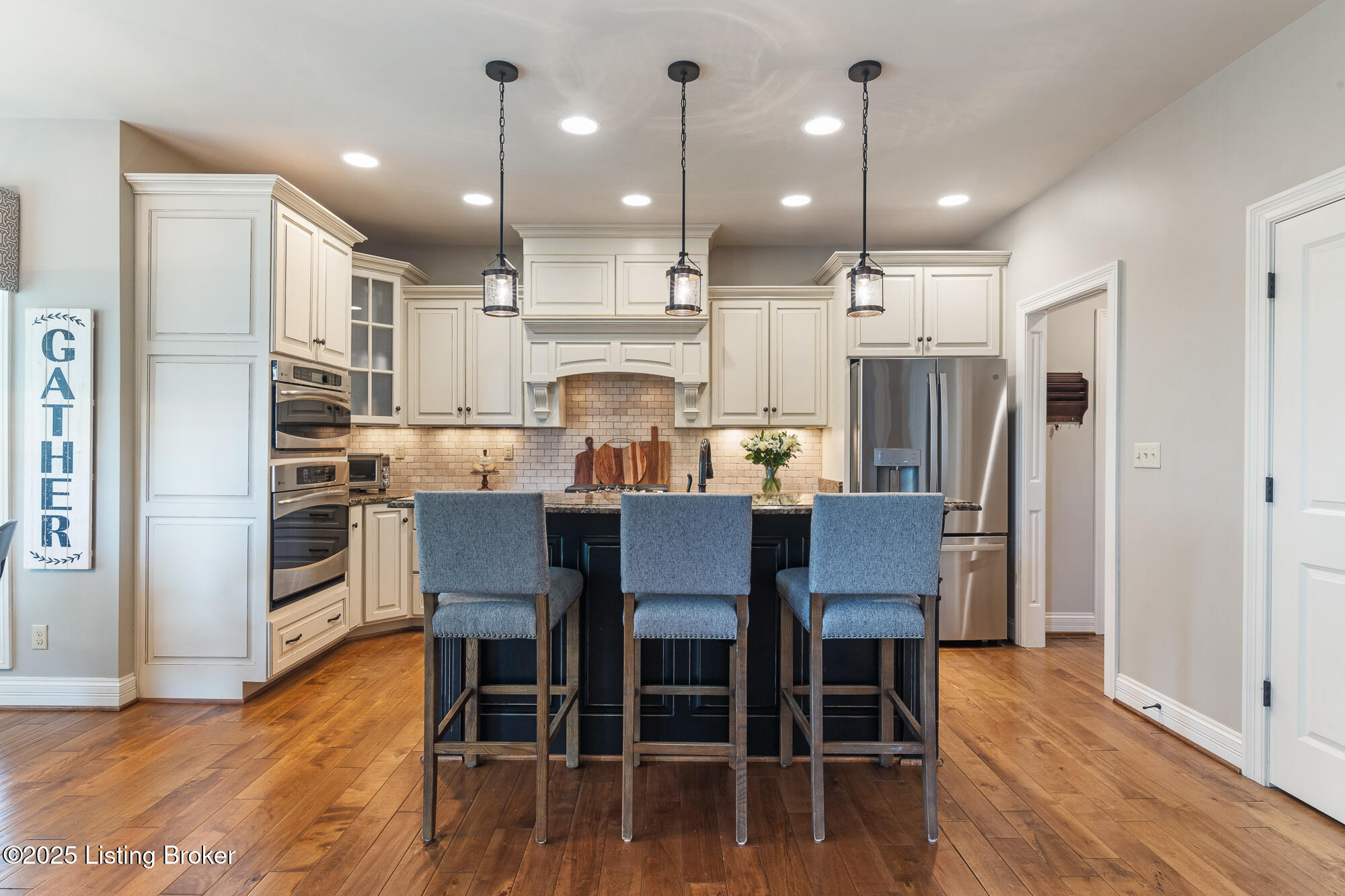 517 Locust Creek Blvd, Louisville, Kentucky image 23