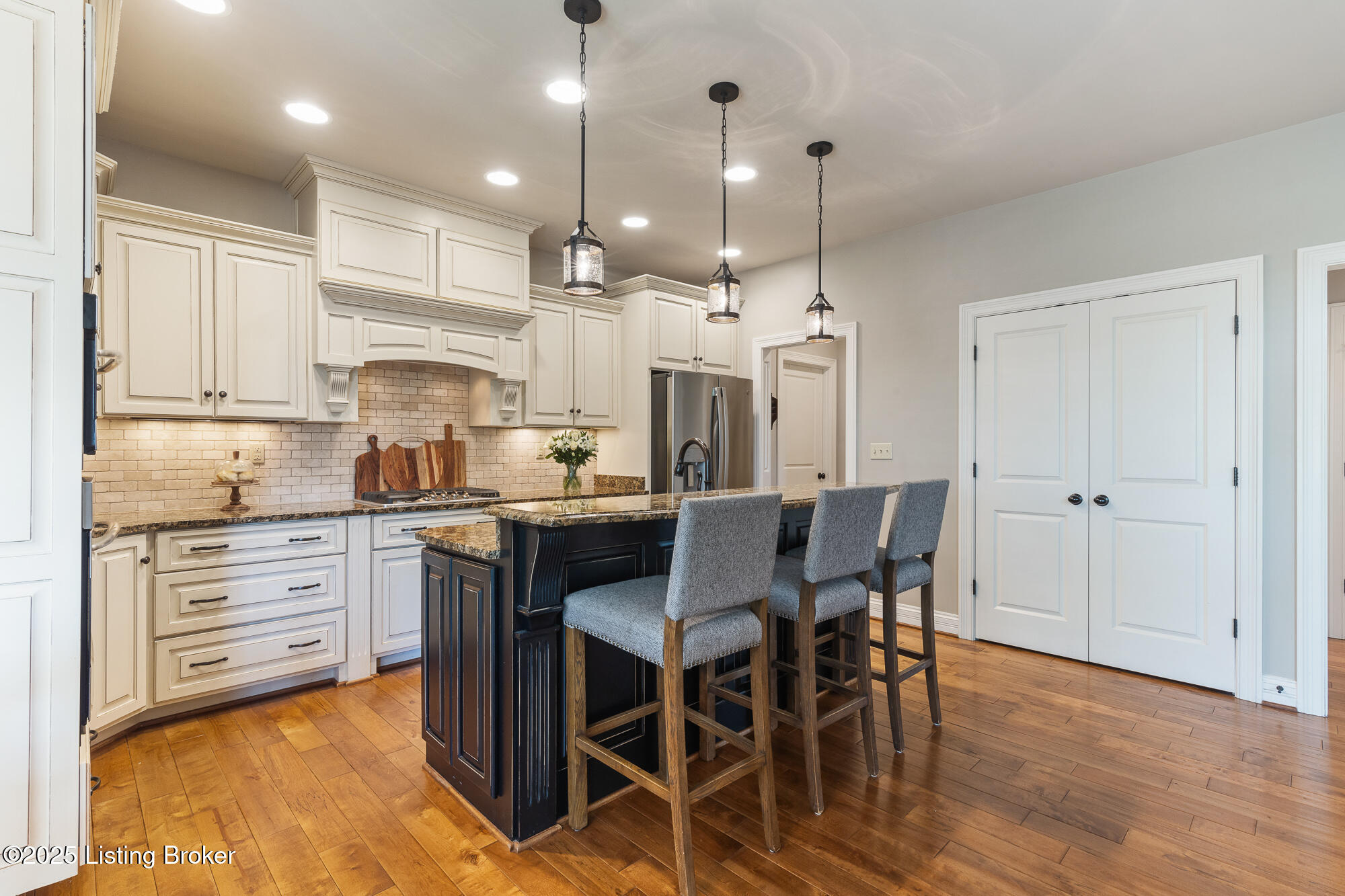 517 Locust Creek Blvd, Louisville, Kentucky image 24