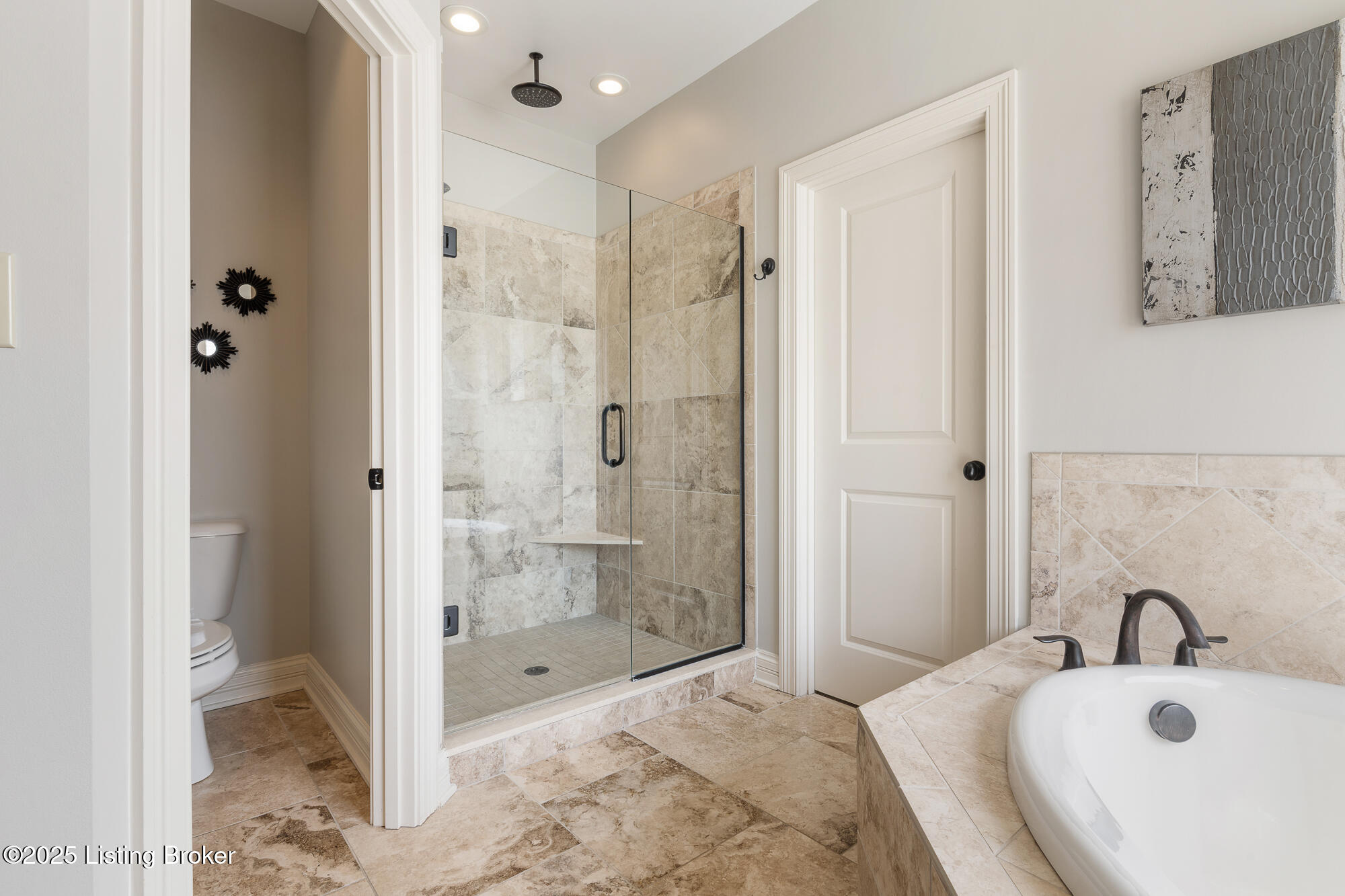 517 Locust Creek Blvd, Louisville, Kentucky image 13
