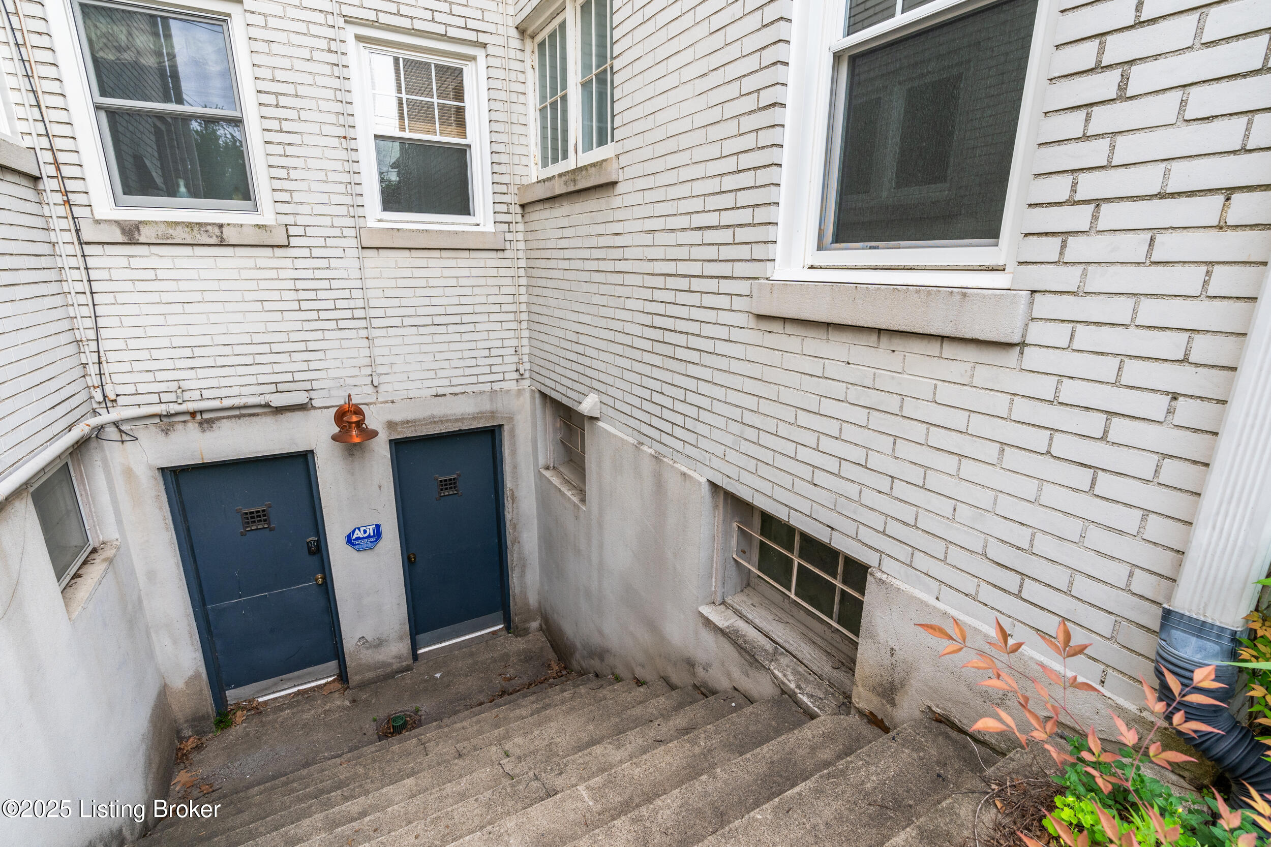 1312 Eastern Pkwy, Louisville, Kentucky image 10