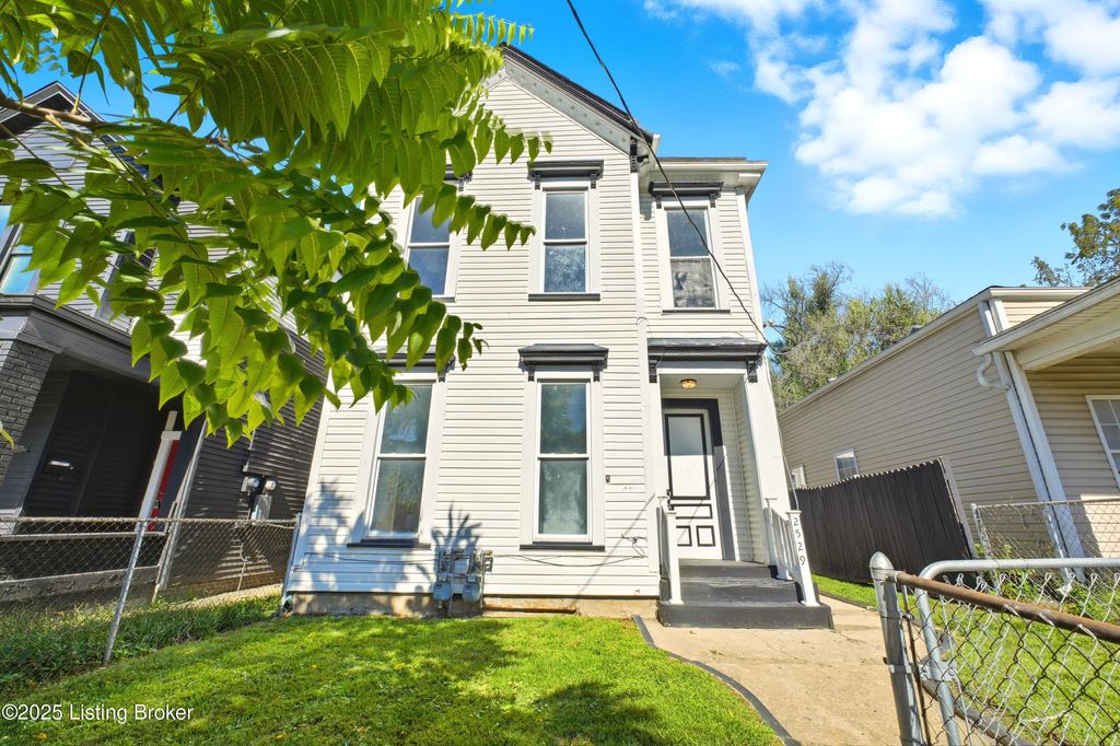 Photo of 2529 W Main St, Louisville, KY 40212 (MLS # 1708637)