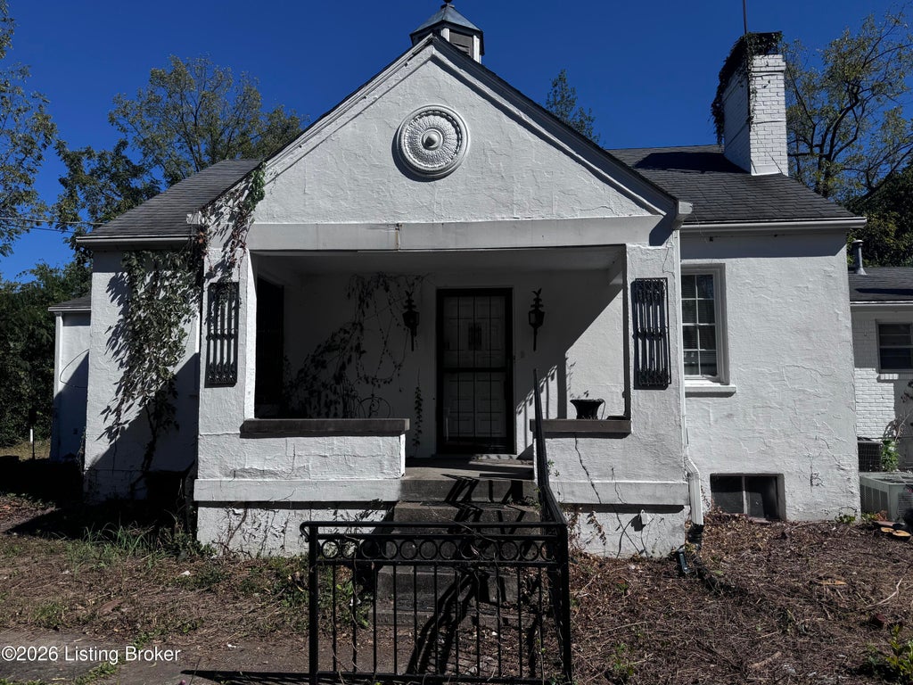 Photo of 7035 Kentucky Ave, Louisville, KY 40258 (MLS # 1730539)