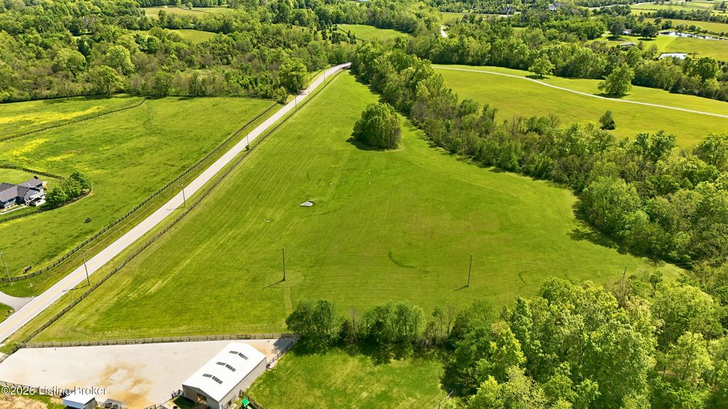 Photo of Tract 3 Old Sligo Rd, La Grange, KY 40031 (MLS # 1717088)