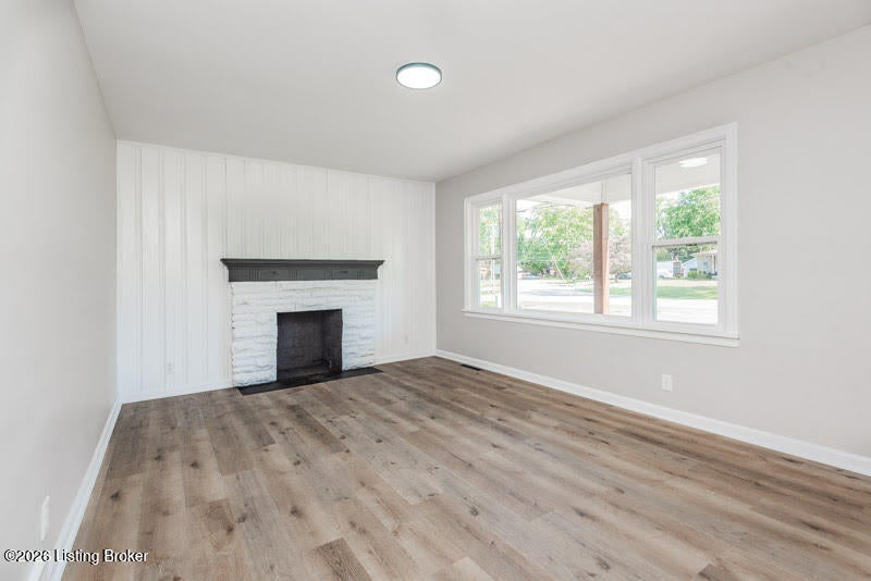 Photo of 10202 Moonlight Way, Louisville, KY 40272 (MLS # 1732645)