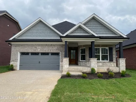 7507 Pavilion Park Rd, Louisville, KY 40214 - #: 1696337