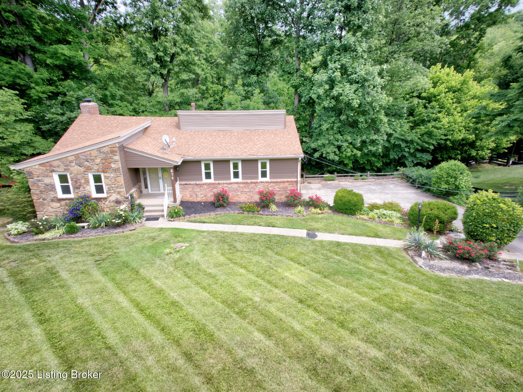 674 Old Mill Stream Ln, Shepherdsville, Kentucky image 49
