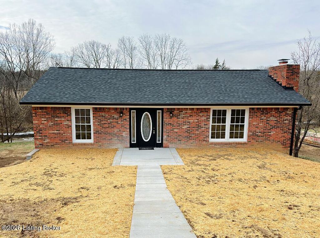 Photo of 4725 Plum Creek Rd, Taylorsville, KY 40071 (MLS # 1707954)