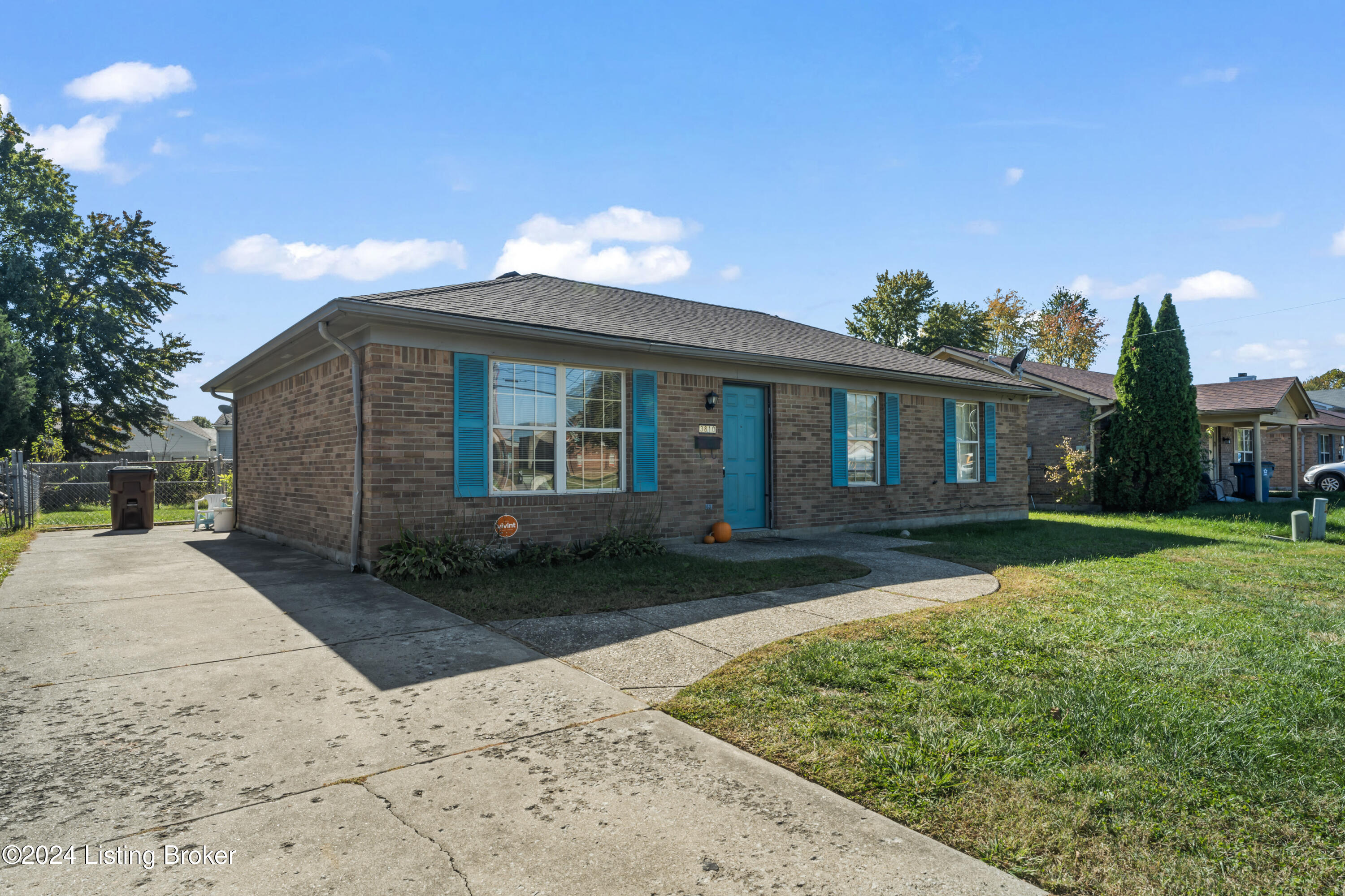 Louisville, Kentucky 40219, United States, 3 Bedrooms Bedrooms, ,2 BathroomsBathrooms,Residential,Pending,37440