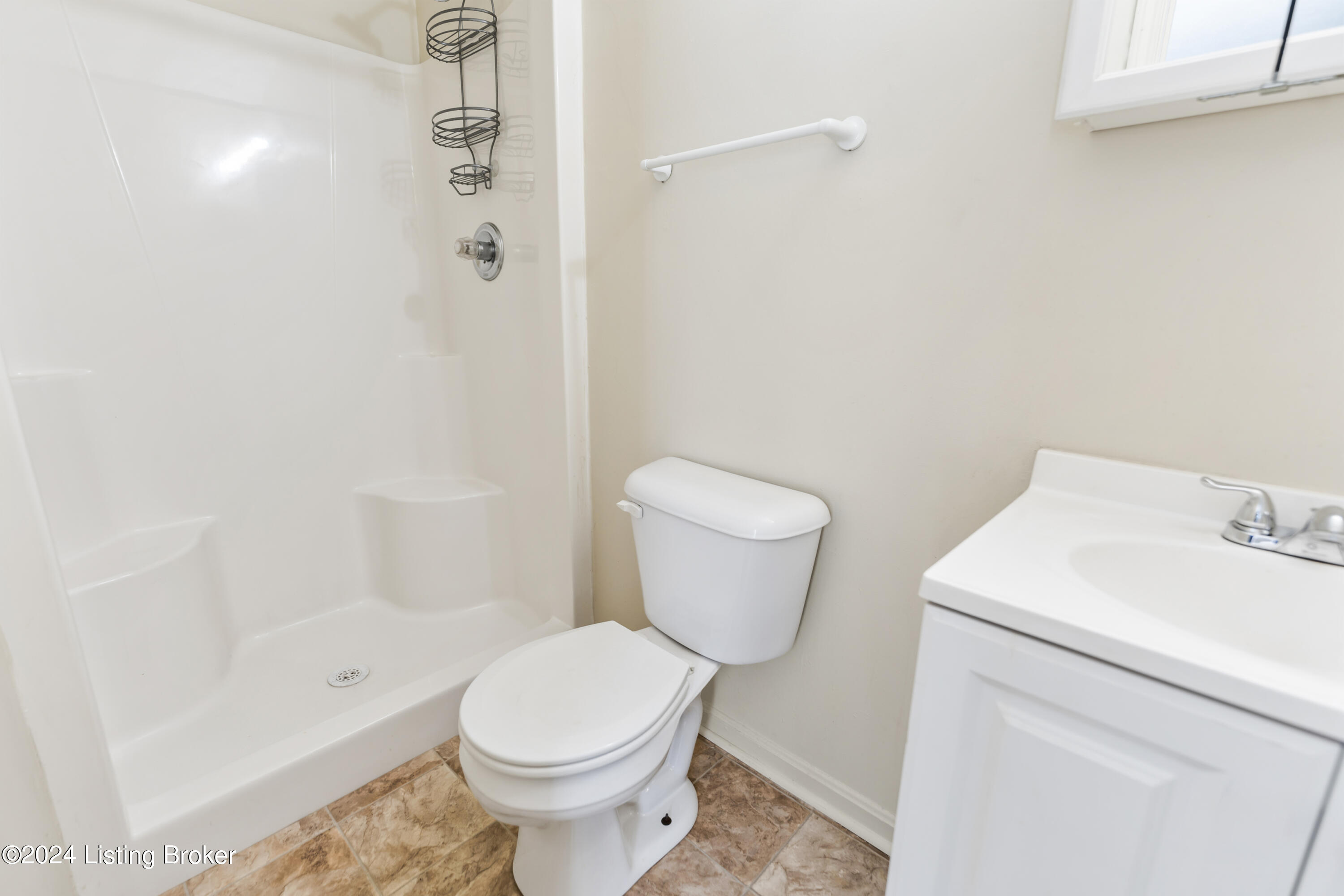 Louisville, Kentucky 40219, United States, 3 Bedrooms Bedrooms, ,2 BathroomsBathrooms,Residential,Pending,37440