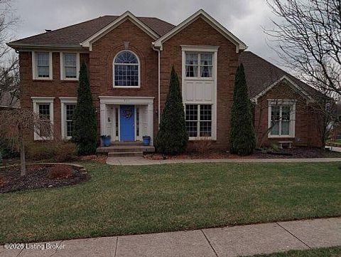 Photo of 511 Lake Forest Pkwy, Louisville, KY 40245 (MLS # 1716151)