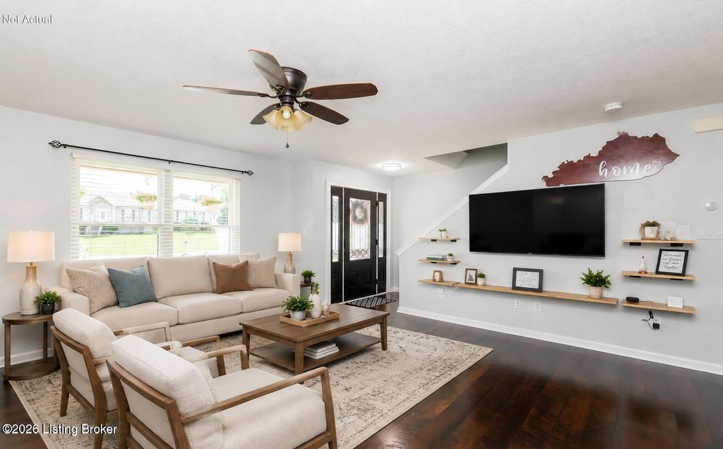 Photo of 273 Blarney Ln, Louisville, KY 40229 (MLS # 1719116)