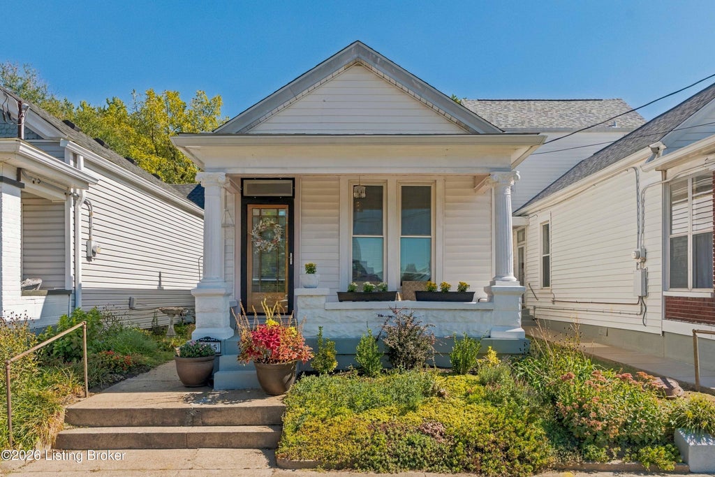 Photo of 1315 McHenry St, Louisville, KY 40217 (MLS # 1730499)